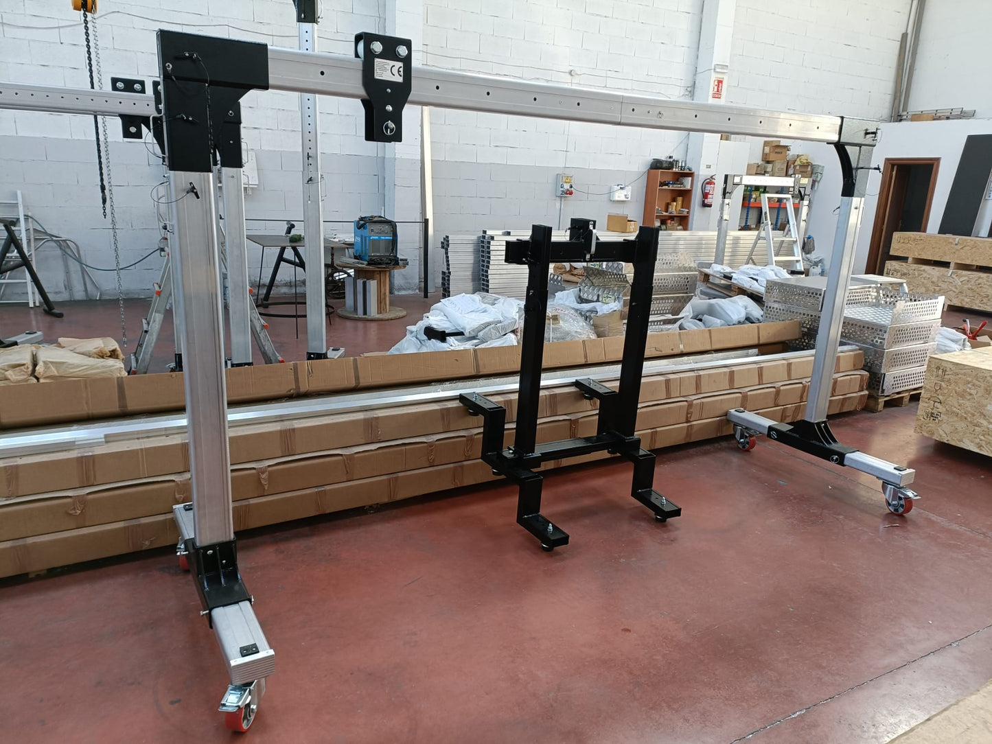 PET 1000 ESCALATOR ALUMINIUM GANTRY CRANE FOR ESCALATORS AND WALKWAYS