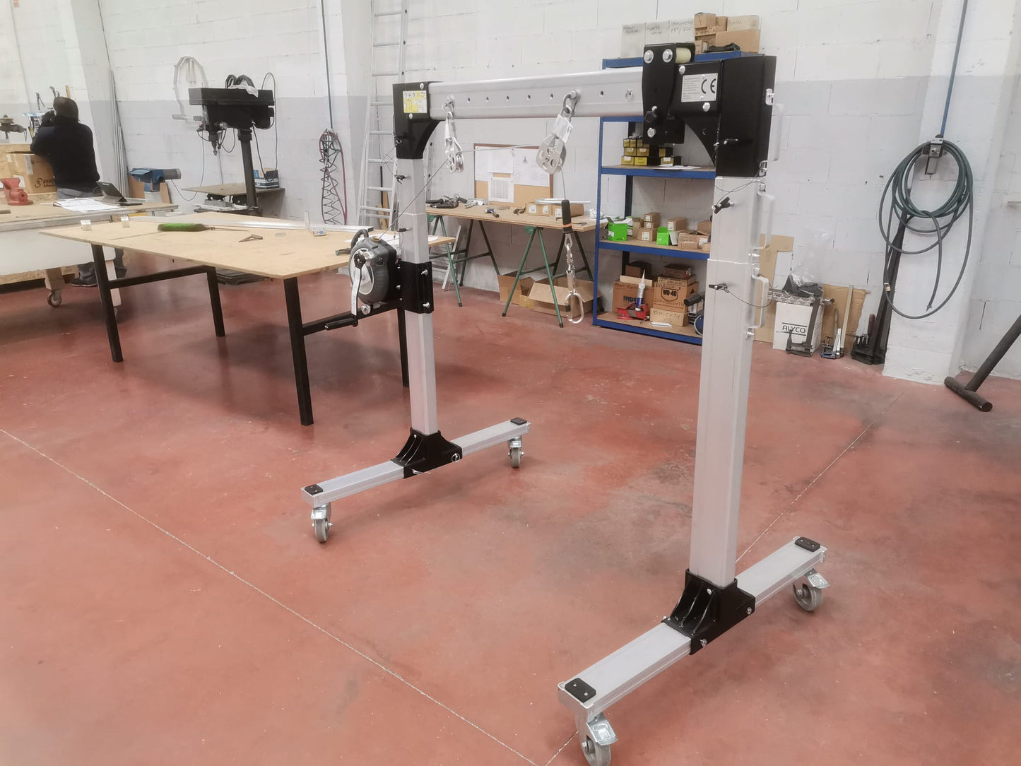 PET 500/1000 - TEMPORÄRER PORTALKRAN AUS ALUMINIUM